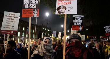 In un Egitto blindato si manifesta lo stesso contro al-Sisi