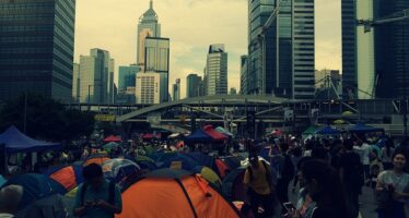 A Hong Kong crescono tensione e proteste, per la Cina sono «terrorismo»