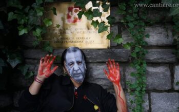 Turchia. Scarcerato lo scrittore Ahmet Altan, mentre Erdogan attacca l’Italia