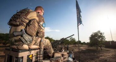 Guerra nel Sahel. Muoiono 13 soldati francesi in un incidente