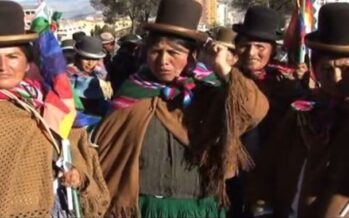 Bolivia l’esercito spara e uccide 5 cocaleros: «Añez, assassina»