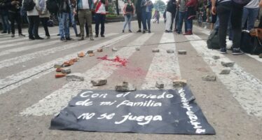 Colombia, la repressione continua. E a Bogotà il sindaco dichiara il coprifuoco