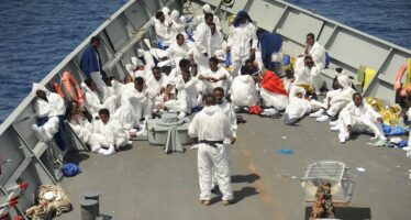 Fortezza Europa. Dall’Italia altre 5 motovedette alla Libia contro i migranti
