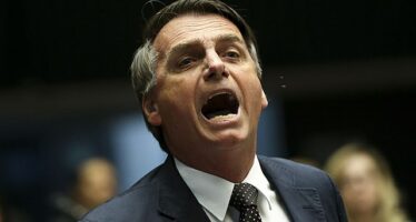 Brasile. Bolsonaro non ammette la sconfitta e incita i sostenitori