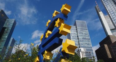 Germania contro l’Europa. La Corte tedesca attacca la politica anti-crisi della Bce