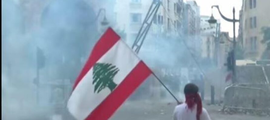 Il Libano riesplode, tra collasso economico e battaglie internazionali