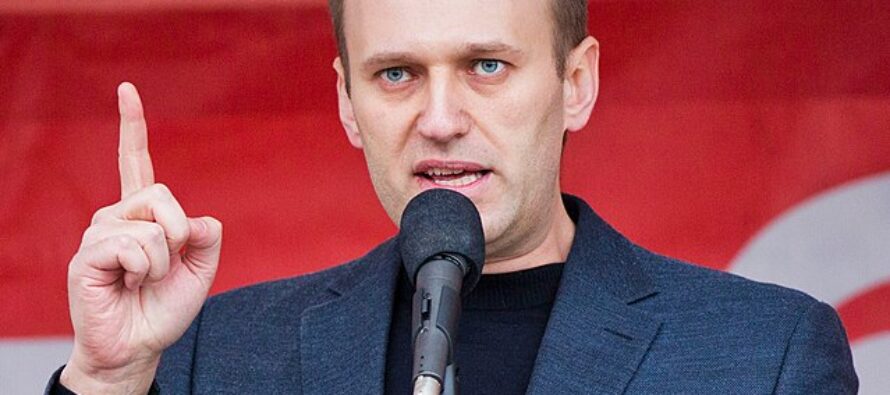 Navalny, l’oppositore di Putin, fermato al rientro: 30 giorni di arresto
