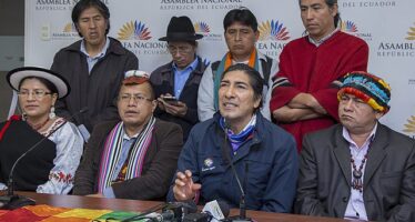 Presidenziali in Ecuador. Boom della sinisitra, un indigeno al ballottaggio