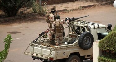 Mali. Golpe su golpe, tutto il potere ai militari con il colonnello Goïta