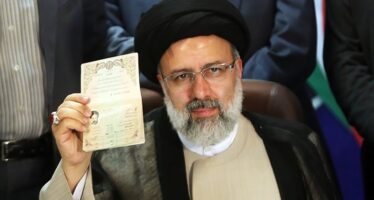 Presidenziali in Iran, confermate le previsioni: vince l’ultraconservatore Raisi