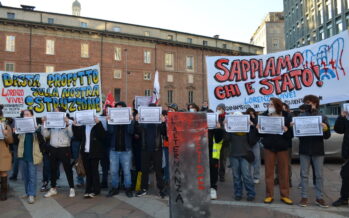 Studenti in piazza per Lorenzo e contro la scuola del capitale disumano