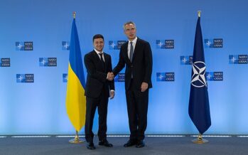 Ucraina. L’Europa in armi contro la Russia al seguito di Usa e Nato