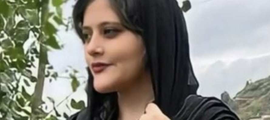 Iran. Mahsa uccisa per il velo da un regime che odia le donne