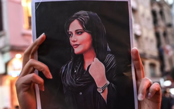 Iran. Contro gli studenti arresti e lacrimogeni