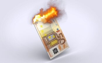 Carovita: inflazione al 12%, bruciate le tredicesime
