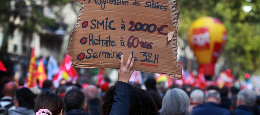 Pensioni, Macron cita la riforma Fornero per difendere la sua