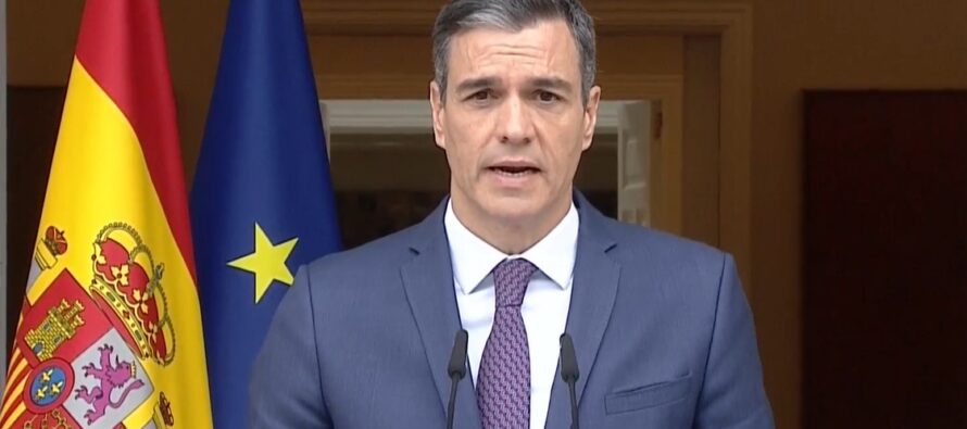 Spagna, dopo il voto si dimette a sorpresa il premier Sánchez