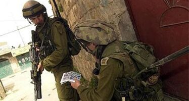 I soldati d’Israele contro i civili, nelle strade di Jenin si compie la vendetta