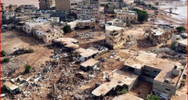Libia. Il sindaco di Derna teme 20mila morti