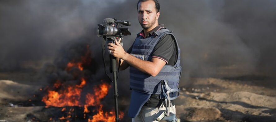 Libano. Raid di Israele su reporter, civili e combattenti, due cronisti uccisi