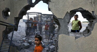 Gaza. Dopo la strage israeliana contro World Central Kitchen, altre ONG si fermano