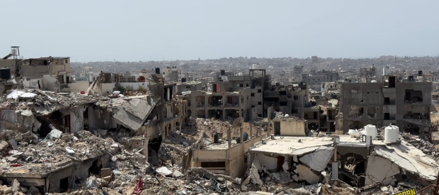 Gaza. Rafah è in trappola, Israele occupa il valico