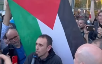 Torino. La Palestina irrompe nel Salone, con i manifestanti Zerocalcare
